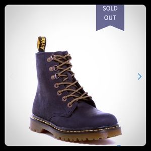 Luana Doc Martens